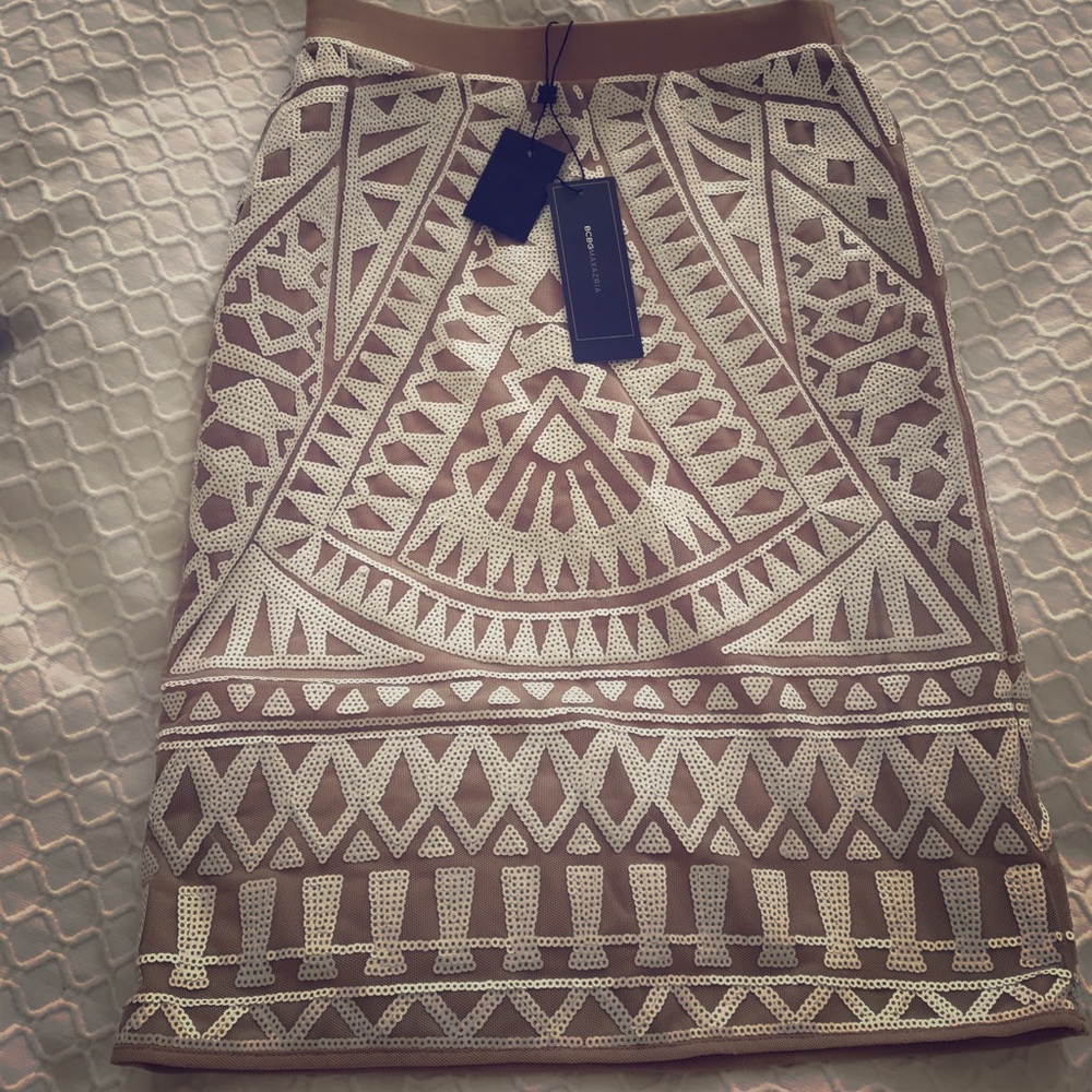 🔥BCBG sequined skirt